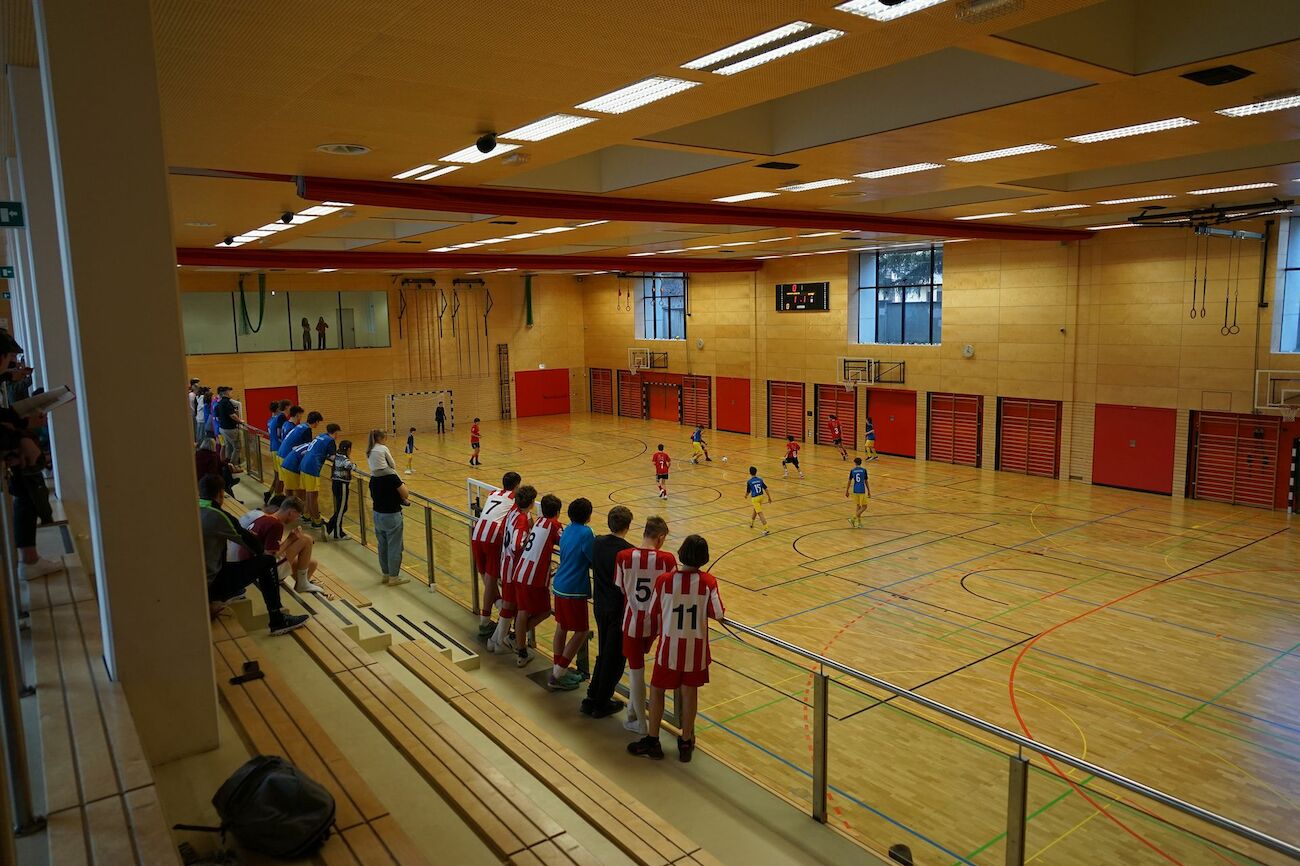 (c) Vinzentinum Brixen